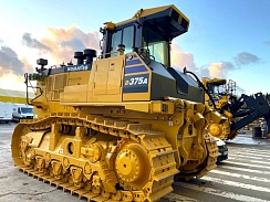 Komatsu D375A-6 бульдозер